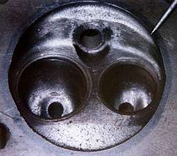 Later Chamber's Extra Metal (see pointer)