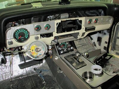Lighted dash gauges.JPG